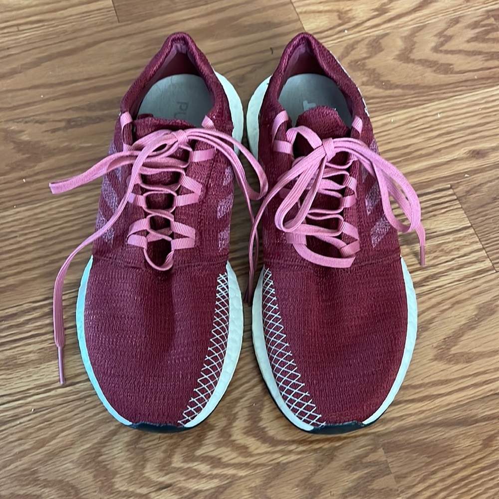 Adidas pure boost tennis shoes size 8